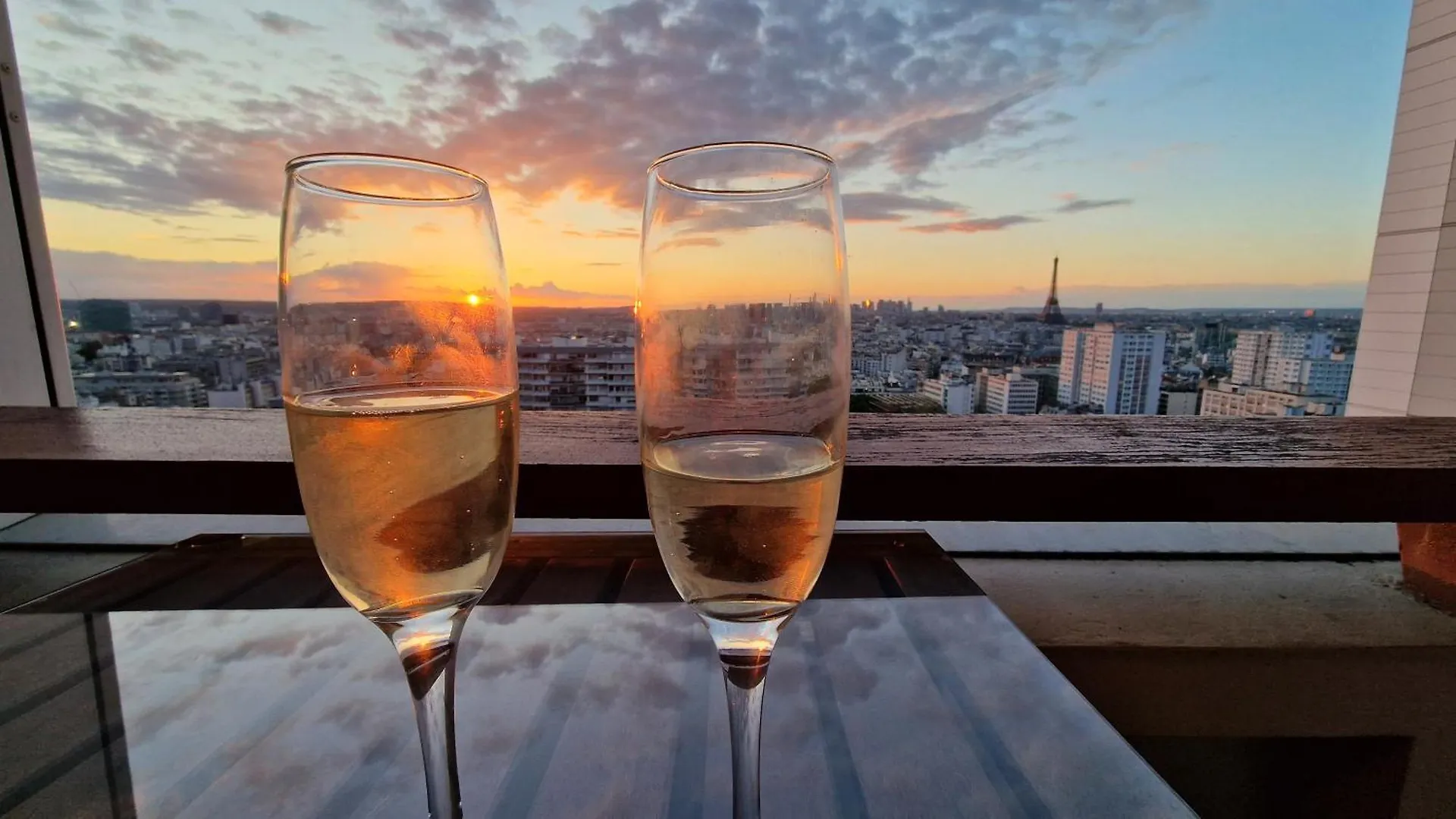 Vue Tour Eiffel - Piscine Privee Rooftop Apartment Paris