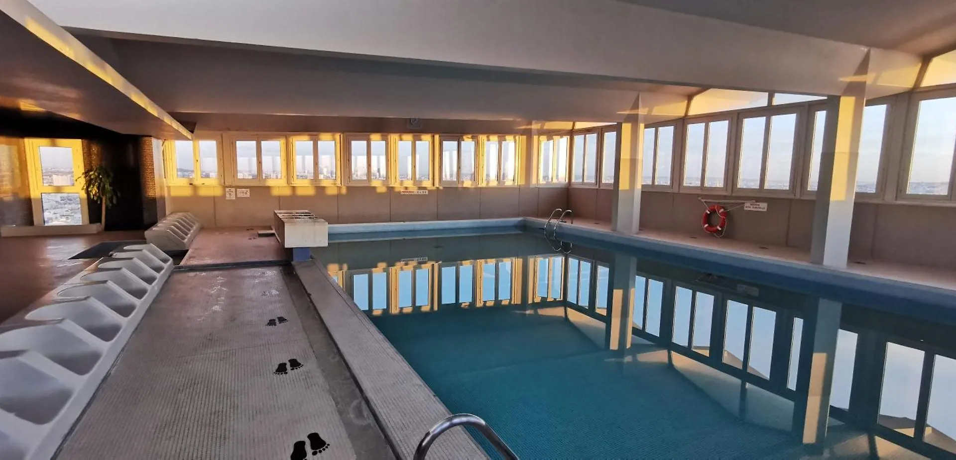 Vue Tour Eiffel - Piscine Privee Rooftop Apartment Paris